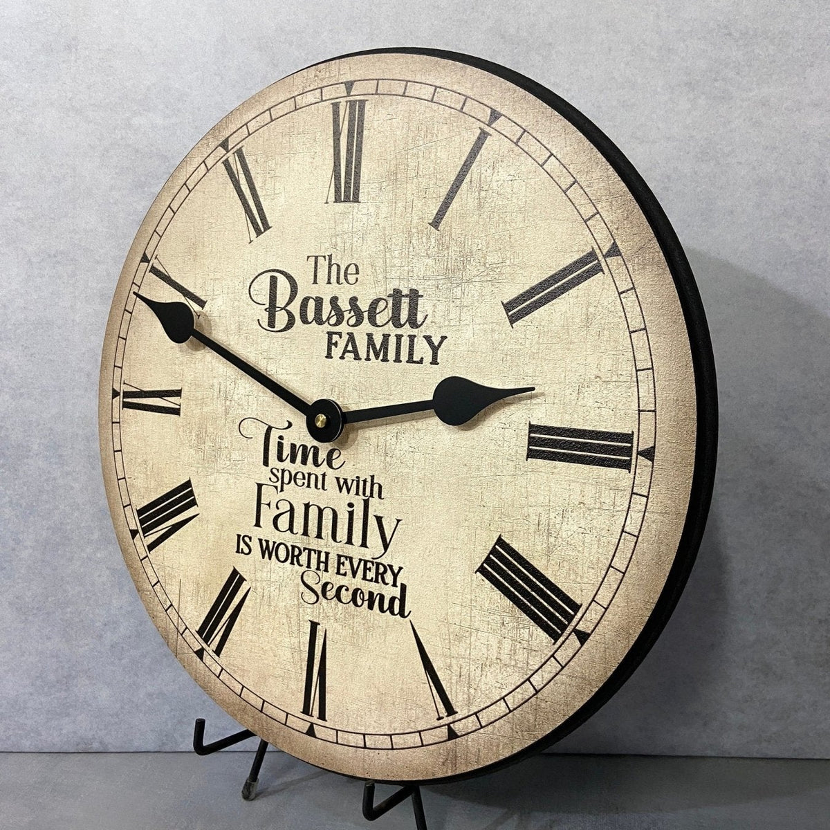 Personalizable Family Clock - CustomBigClocks