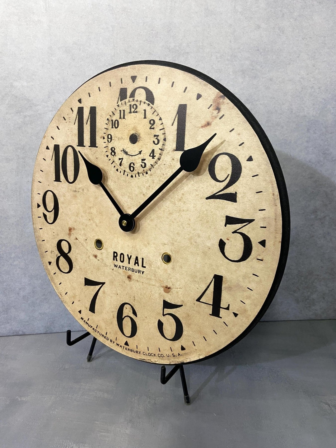 Royal Wood Wall Clock - CustomBigClocks