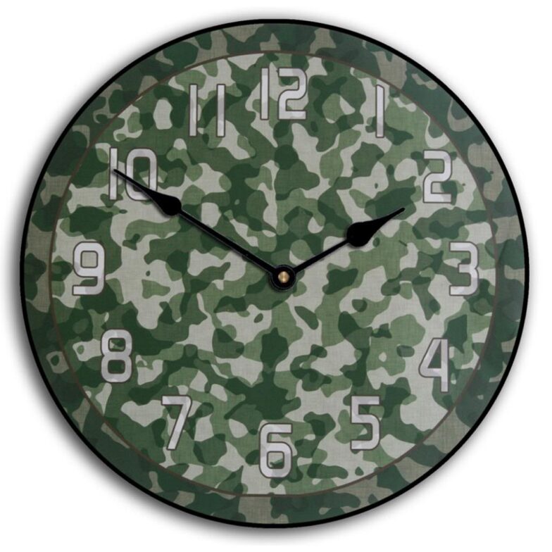 Camo 3 Clock